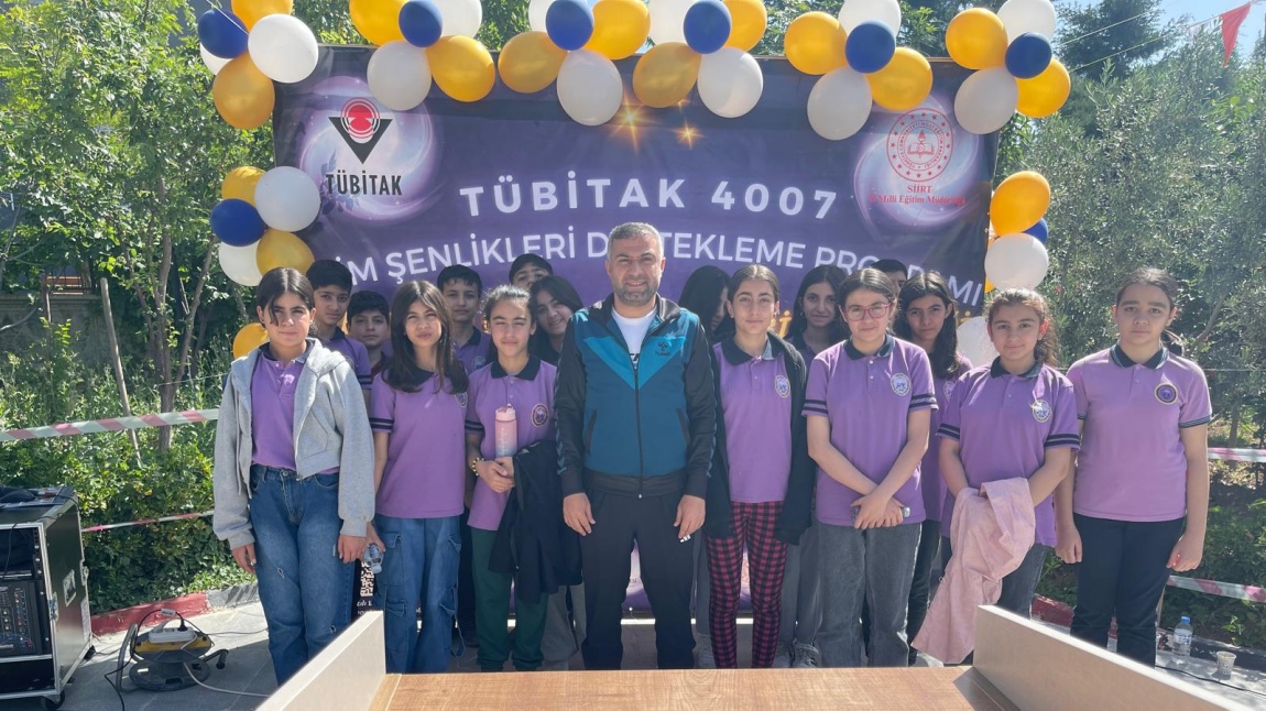TÜBİTAK BİLİM FUARINA ÖĞRENCİLERİMİZLE ZİYARET
